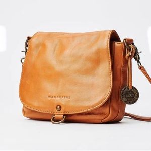 Wanderers Travel Crossbody